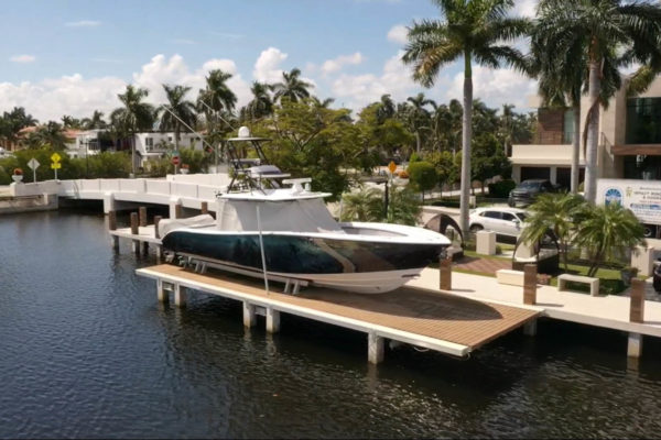 50,0000 lb no profile boatlift in Forth Lauderdale