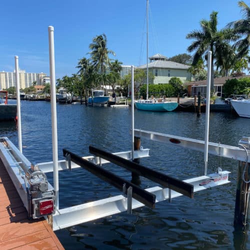 Boatlift in South Florida
