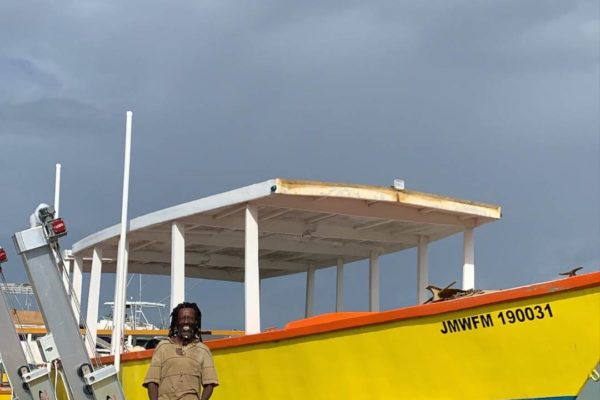 17k lb Elevator Boatlift Install in Jamaica