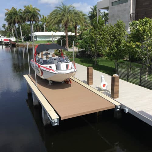 Platform boatlift in Fort Lauderdale