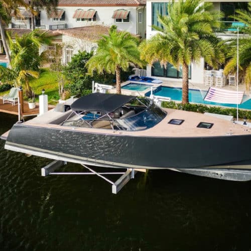 Vandutch on a 24k lb elevator boatlift