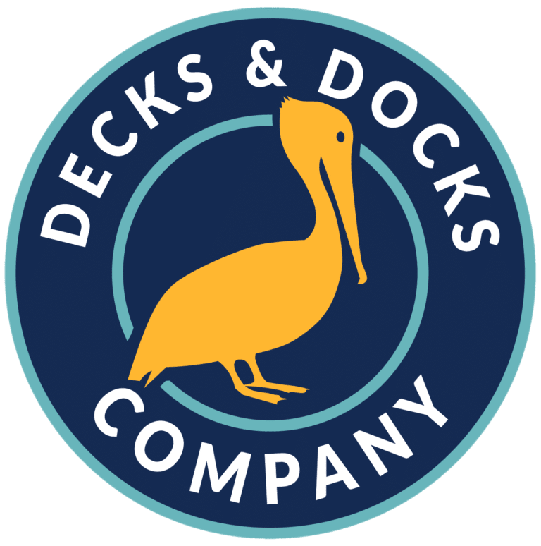 Decks & Docks circle logo.