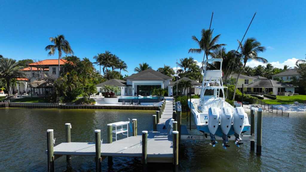 4 post boat lift and dock in tequesta.